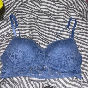 Push up lace bralette with underwire
Blue 
Lace